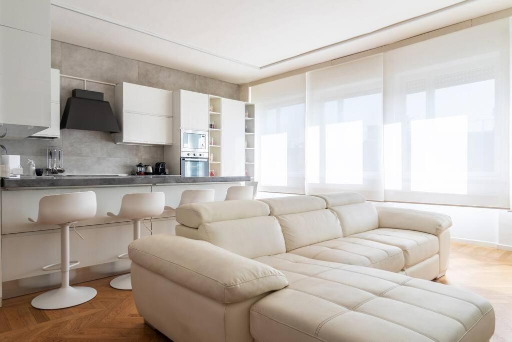 Bilocale Vista Sul Duomo Di Milano Apartamento Exterior foto